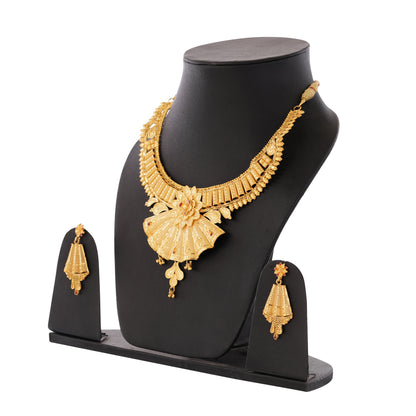 Traditional Indian Gold Necklace and Earring Set